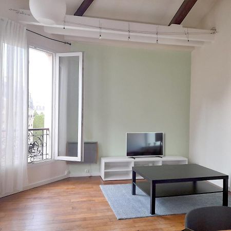 Un Appartement Typique Parisien / A Typical Parisian Apartment Bagian luar foto