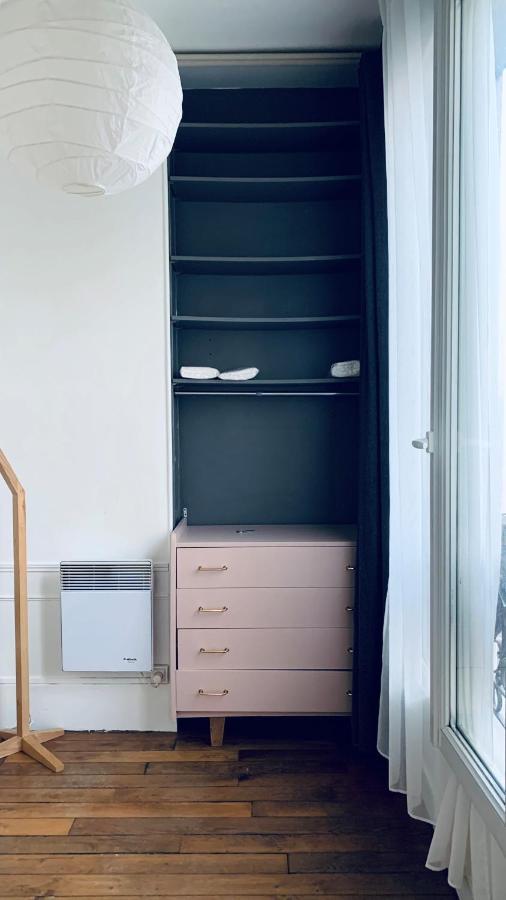 Un Appartement Typique Parisien / A Typical Parisian Apartment Bagian luar foto